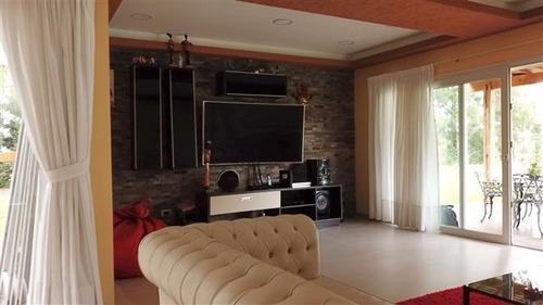 Casa En Venta : Canning : : Malibu