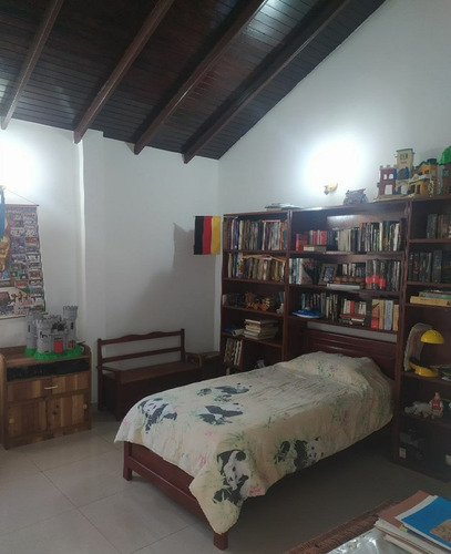 Imagen 28 de 30 de Casa En Venta Puerto Ordaz, Urbanización Chilemex Calle Copiapó, Bella Y Lista Para Iniciar Tu Hogar En Una Zona Tranquila. Una Casa Amplia Para Compartir En Familia