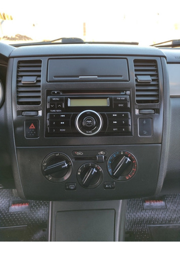 Nissan Tiida 1.8 Visia 2009