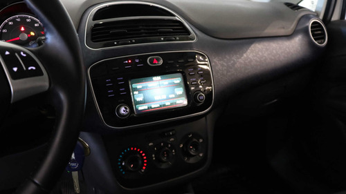 Fiat Punto 1.4 Attractive C/radio Integrada - 154217 - C