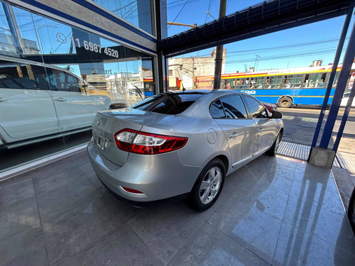 Imagen 11 de 15 de Renault Fluence 2014 1.6 Ph2 Dynamique 110cv