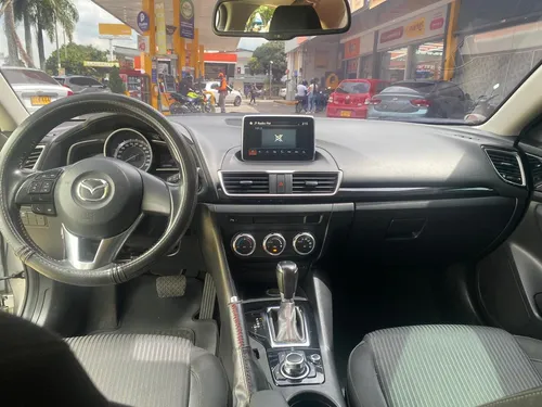 Mazda 3 2.0 Touring At