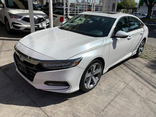 Imagen 1 de 15 de Honda Accord Touring Modelo 2019