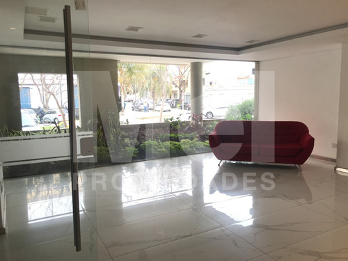 Excelente 2 Ambientes Con Patio