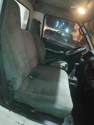 Imagen 7 de 10 de Camion Cava Hyundai H100 4x2 - Automatica