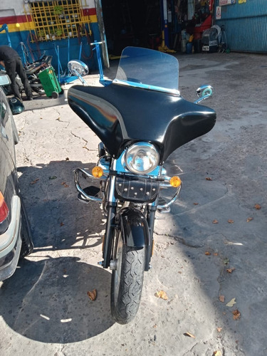 Zanella 250 Speed Cruiser