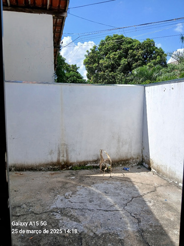 Casa Simples , Centro , Porto Feliz-sp , 3 Dormitorios 2 Banheiros Sem Garagem