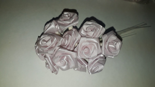 Flores Rositas De Tela Artificial Lila Clarito Rococo X144 Lila