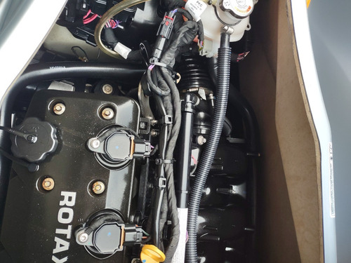Imagem 3 de 5 de Moto Aquatica Sea Doo Modelo Gti 170hp Se 2020