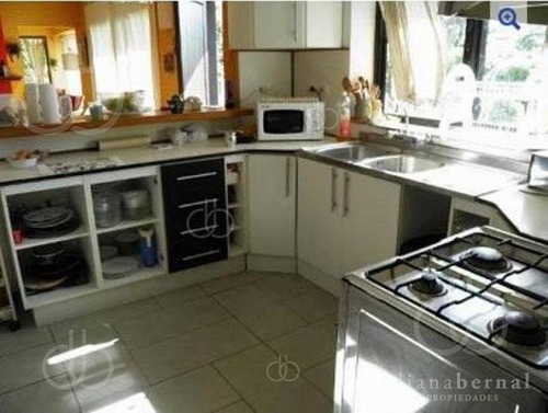 Imagen 11 de 18 de Casa De 5 Dormitorios Y Piscina En Punta Ballena. - Ref: 2639