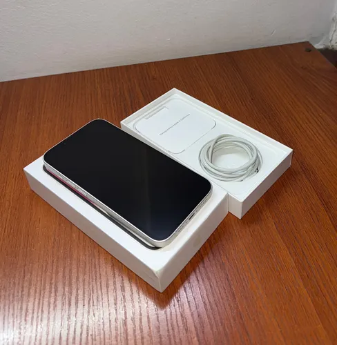 Apple iPhone 14 (128 Gb) - Blanco Estelar (Usado)