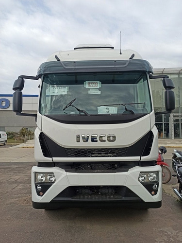 Iveco New Cursor 450c33 Tractor