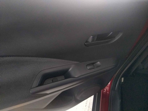 Imagen 8 de 11 de Nissan Kicks 5 Pts Sense, 16l, Tm5, A/ac, Ve, Ra-16