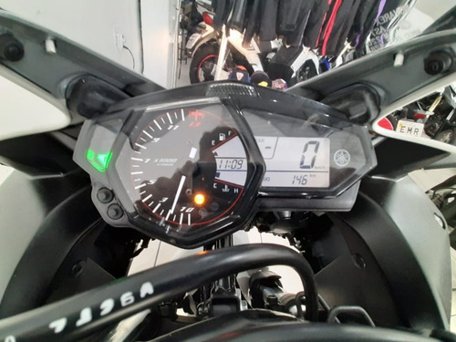 Yamaha R3 2018