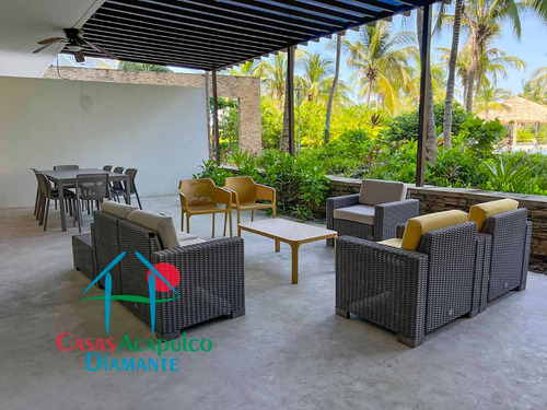 Cad La Isla Emerald H1. Departamento De Playa: Comodidad Y Terraza En Planta Baja