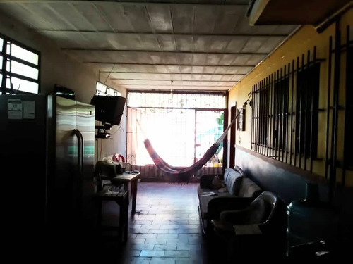 Imagen 4 de 7 de Aparto-quinta En Venta En Valencia Carabobo.