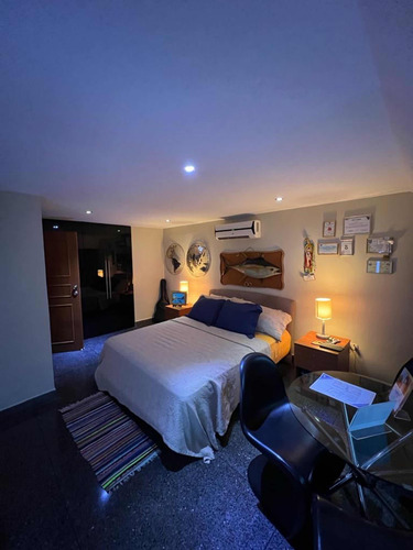 Casa En Venta En Colinas De Guataparo (ac)