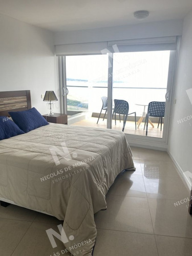 Imagen 10 de 27 de A Pasos Del Conrad, Torre De Categoría - Punta Del Este Mansa