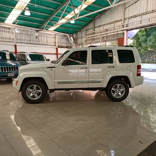 Jeep Cherokee Limited Kk 2010