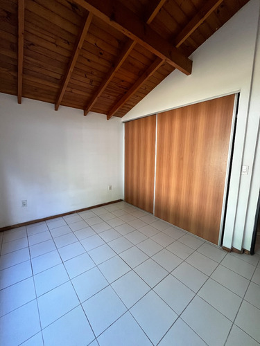 Casa En Venta 4 Ambientes En Ranelagh