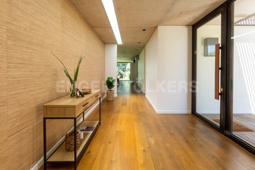 Imagen 2 de 17 de Elegante Residencia En Lomas De La Tahona - Id 5360
