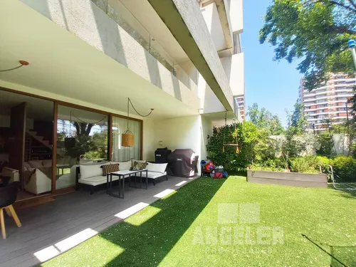 Duplex Con Jardín Y Gran Sala En Piso 1 * 3d/4b En Vitacura