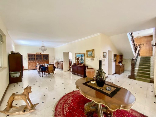 Imagen 2 de 14 de Ramiro E. Ruiz Vende Casa En Prados Del Este Mls #22-9997