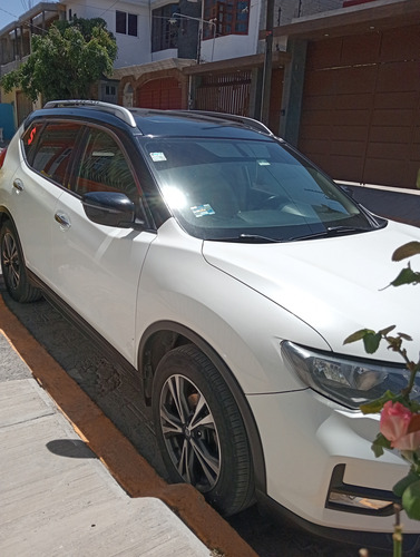 Nissan X-Trail 2.5 Advance 2 Row Cvt