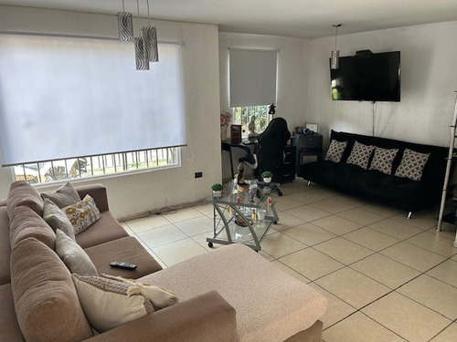 Se Vende Cómoda Casa Uf 3.990 ,valle Lo Campino, Quilicura