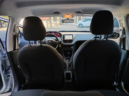 Peugeot 208 1.6 Allure Nav Tiptronic