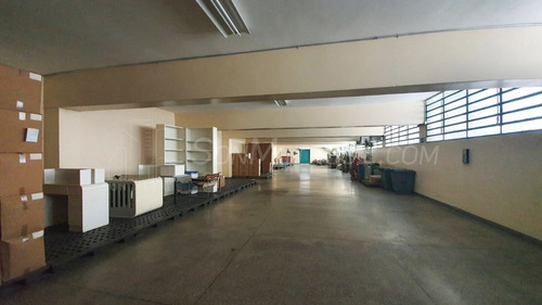 Imagen 8 de 29 de Edificio Local Comercial Deposito Oficina En Alquiler Zona Ind De La Trinidad