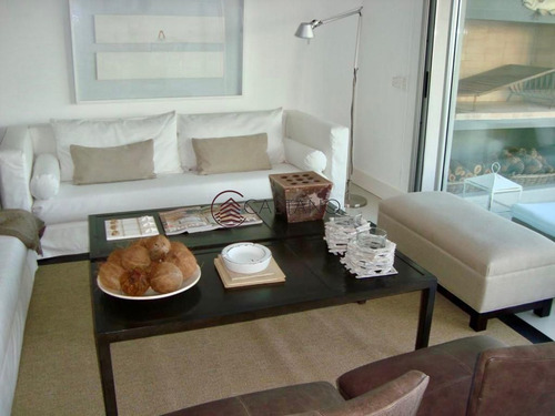Imagen 3 de 11 de Apartamento En Venta Y Alquiler, Brava, Punta Del Este, 2 Dormitorios. - Punta Del Este Brava