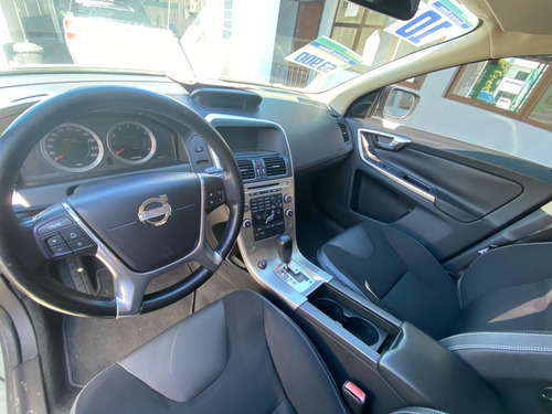 Volvo XC60 3.0 Dynamic 5p