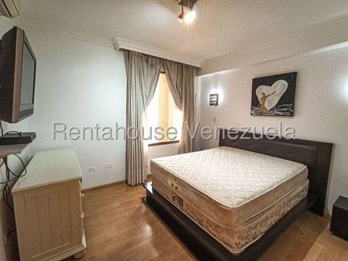 Alquilo Comodo Apartamento La Castellana Yf