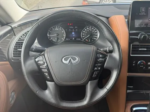 Infiniti QX80 5.6 4WD 8 pasajeros At