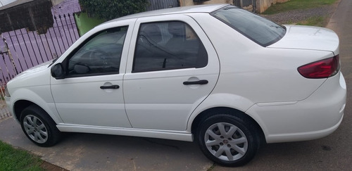 Fiat Siena 2014 1.0 El Flex 4p Branco - Carro De Mulher