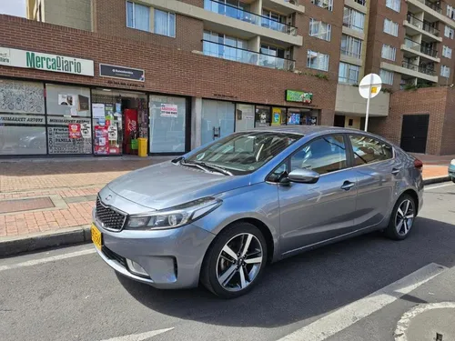 Kia Cerato Pro Sx 2nd Generacion 1.6cc Mt Aa