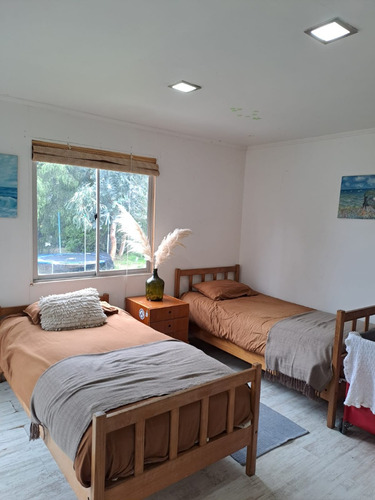 Linda Casa Ubicada En Condominio La Peninsula De Rapel