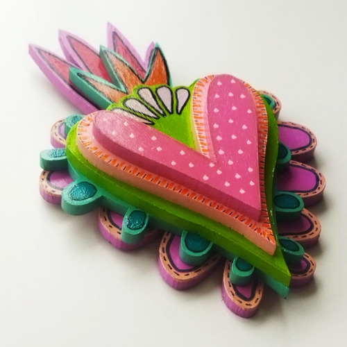 Corazón Mexicano Multicapa Pintado A Mano. 11 X 17 X 3 Cms.