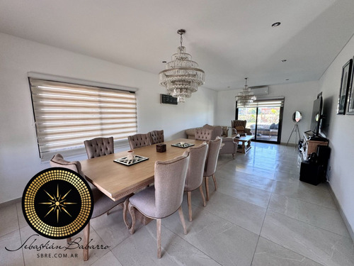 Casa Venta Fondo A Laguna, Canning Los Talas