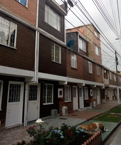 Excelente Casa Con Terraza Techada, Suba - Costa Azul