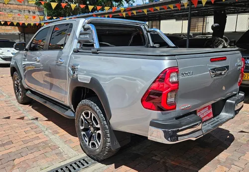 Toyota Hilux Srx 2.8 4x4 Diesel At Mod 2023