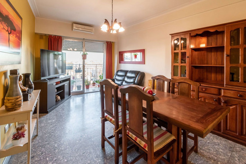 Imagen 3 de 26 de Venta Dpto 3 Amb C/balcon En Pompeya. Pura Luz!