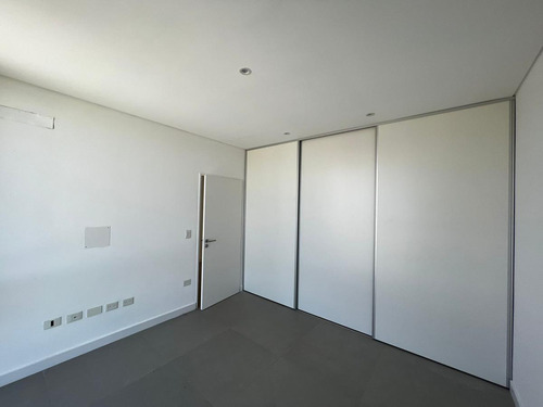 Casa En Venta Puertos Escobar Barrio Araucarias