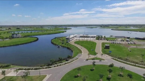 Lote En Venta Premium Al Agua En Puertos Del Lago Barrio Marinas