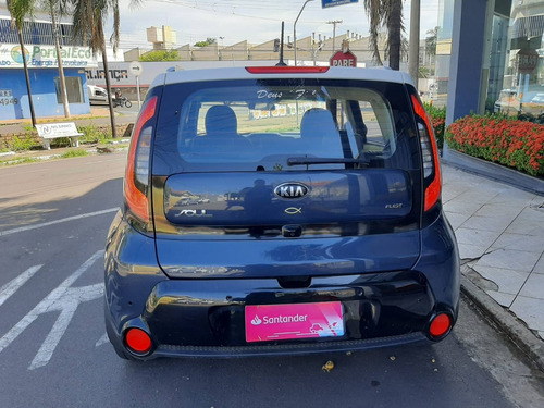 Imagem 4 de 15 de Kia Soul 1.6 Ex 16v Flex 4p Automático