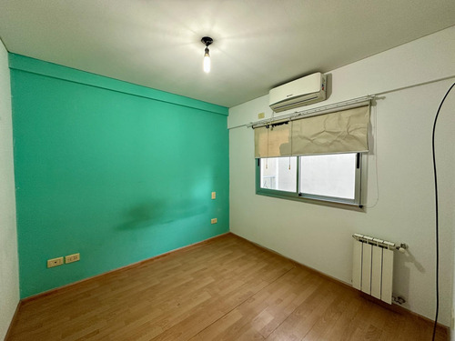 Departamento Dos Ambientes En Alquiler, Lomas De Zamora