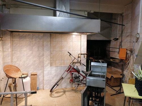 Local Comercial De 110 M2, Calle Esmeralda Centro Valdivia