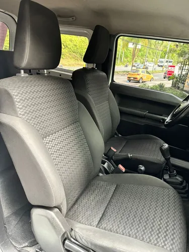 Suzuki Jimny 1.5 Mt