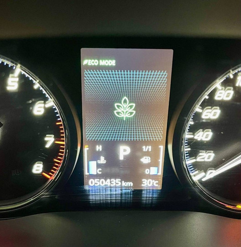 Imagem 5 de 12 de Mitsubishi Outlander 2.0 16v Gasolina 4p Automático